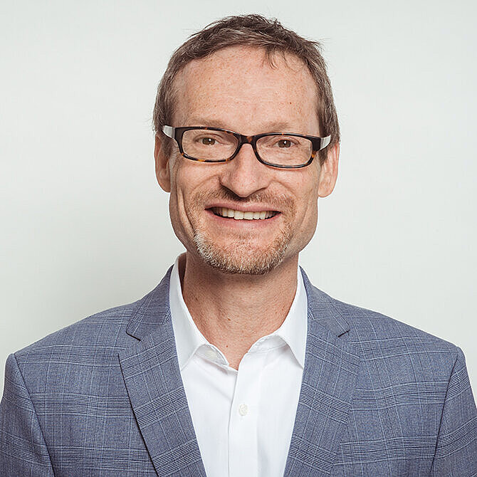 Portrait Dr. Kay Ruge